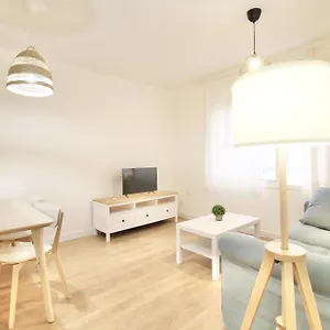 https://mediterranean-way-august.top-hotels-tarragona.com